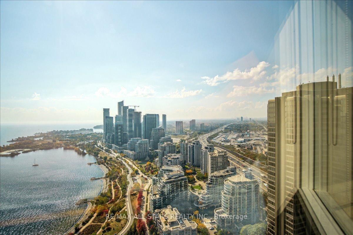 1 Palace Pier Court, Unit Ph 4507 - Photo 35