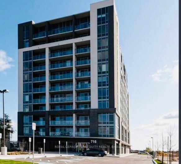 home for lease on 608-716 Main Street E