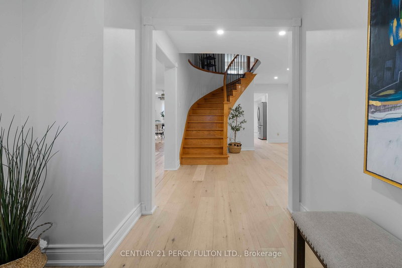 5393 Glen Erin Dr, Mississauga, L5M 5C8 | Image 3