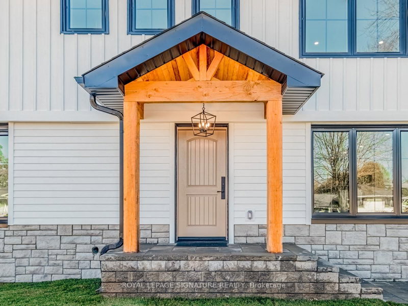 5502 Eaton Ave, Burlington, L7L 3S8 | Image 2