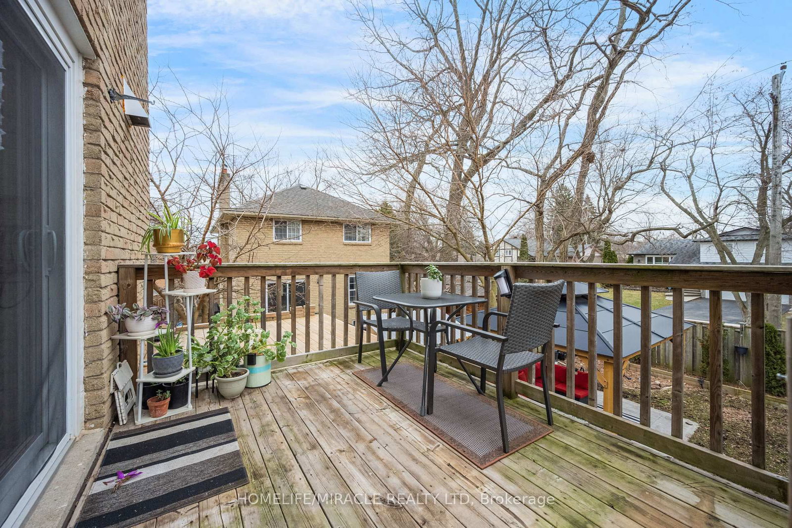 Detached House for sale at 204 Sheraton Court, Oakville, Ontario, L6L 5N3 - Bronte - MLS: W12957796