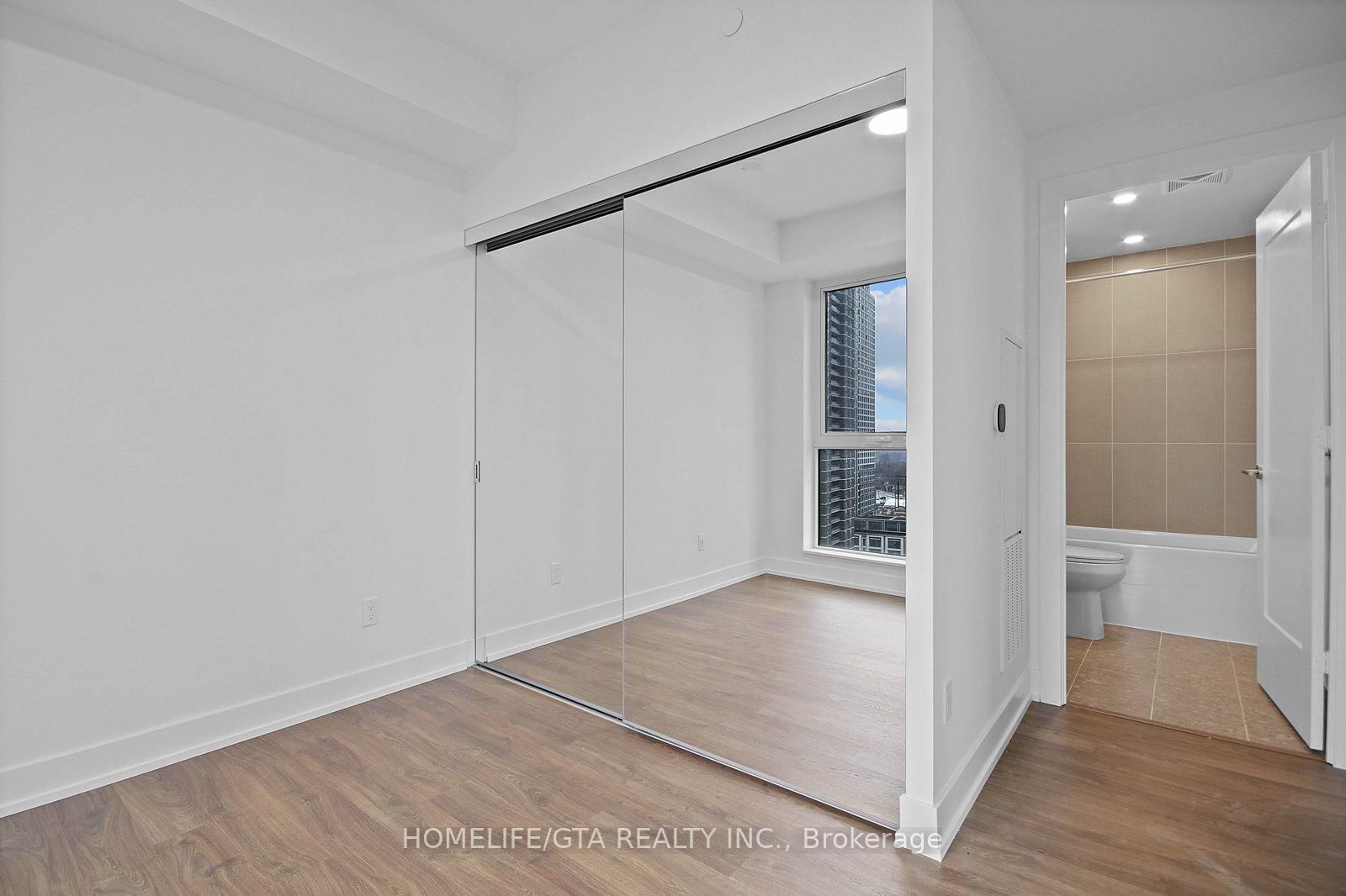 25 Cordova Avenue, Unit 1404 - Photo 21