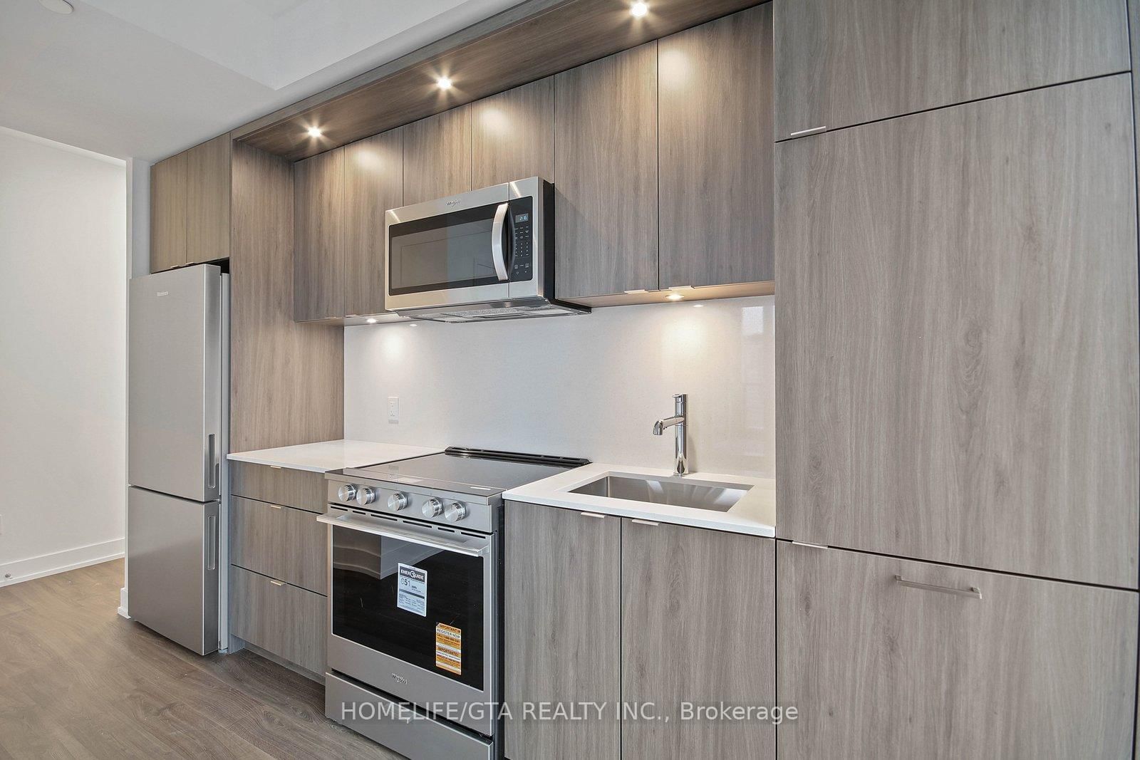 25 Cordova Avenue, Unit 1404 - Photo 8