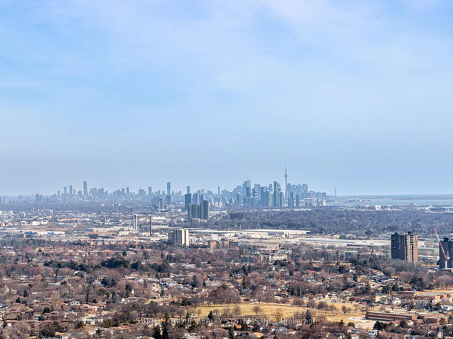 3805 - 30 Elm Drive W