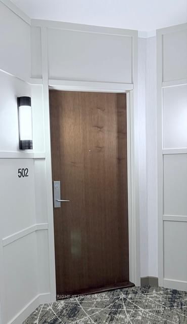 home for lease on 502-1055 Southdown Road