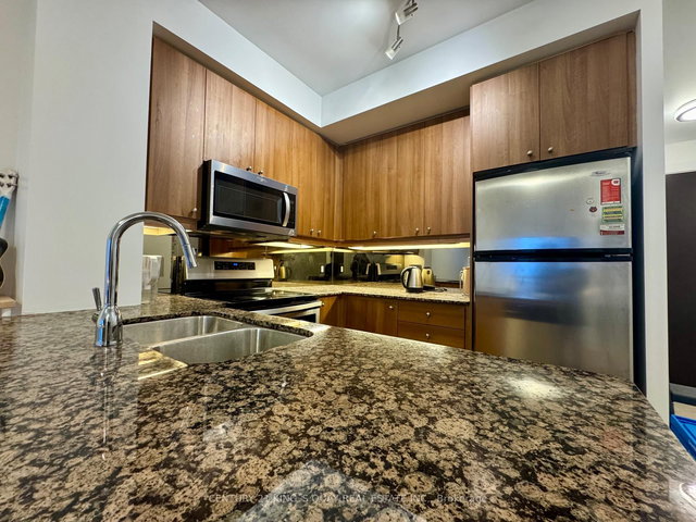 903 - 50 Absolute Avenue