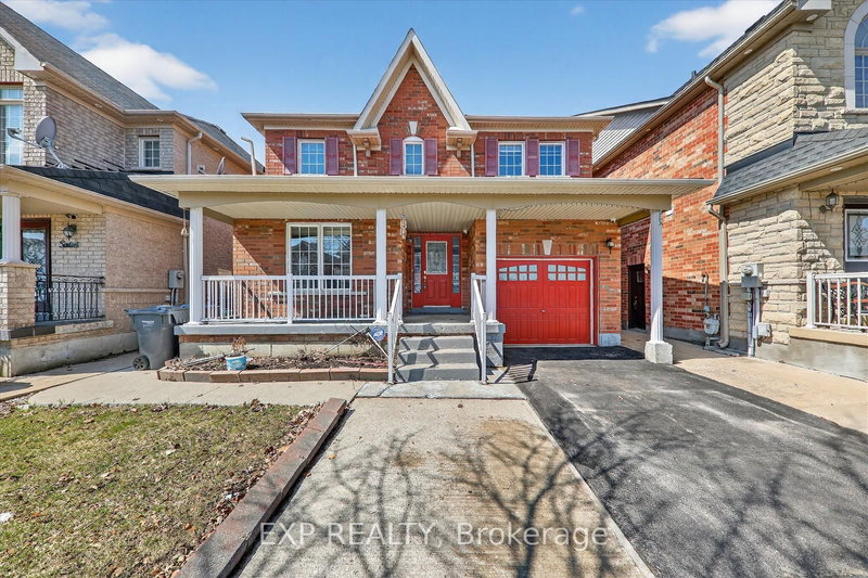 home for lease on 31 Cobblehill Crescent
