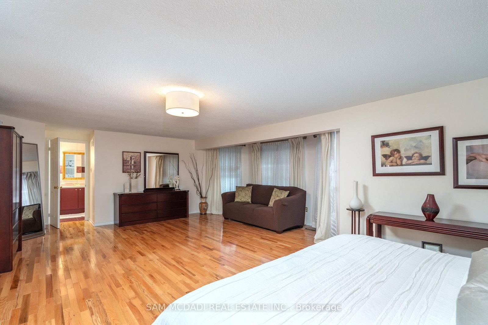 Detached House for sale at 69 Parkside Drive, Brampton, Ontario, L6Y 3A1 - Brampton South - MLS: W12958182