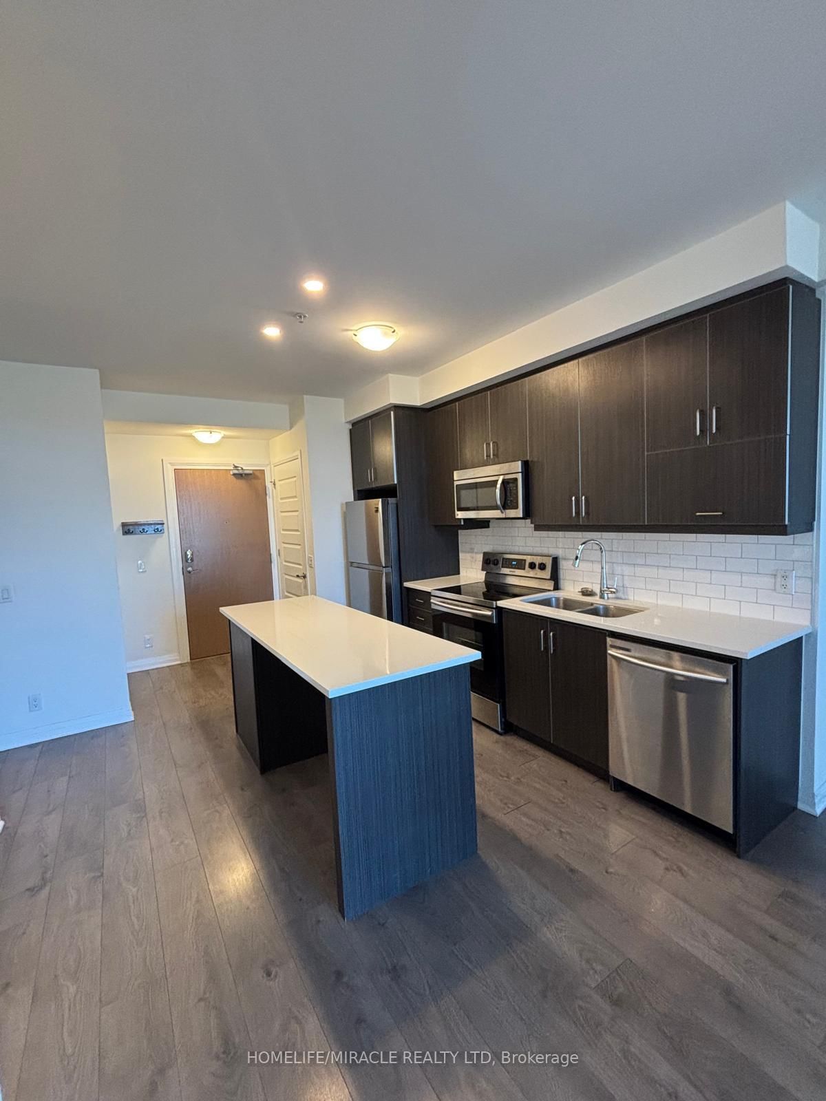 Condo for lease at 421-1105 Leger Way, Milton, Ontario, L9E 1K7 - Ford - MLS: W12958344