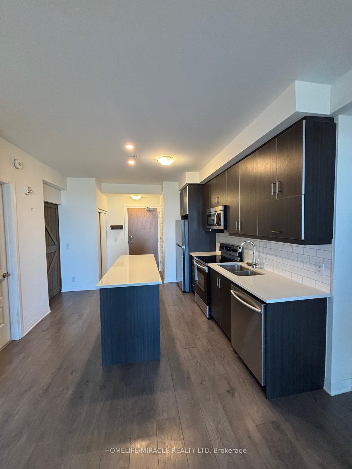 Condo for lease at 421-1105 Leger Way, Milton, Ontario, L9E 1K7 - Ford - MLS: W12958344