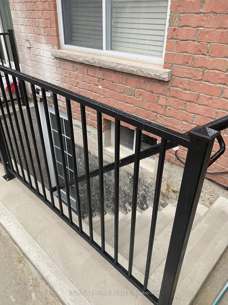 Basement - 409 Comiskey Cres, Mississauga, L5W 0C6 | Image 2