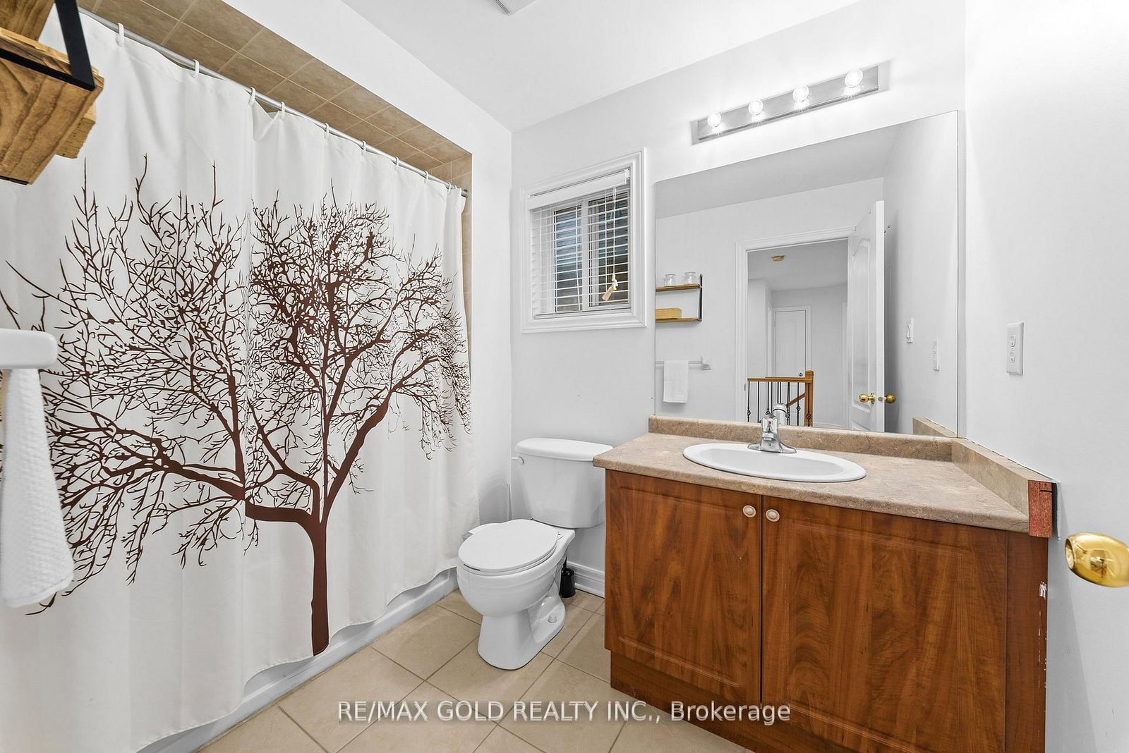 Detached House for sale at 36 Ocean Ridge Drive, Brampton, Ontario, L6R 3K5 - Sandringham-Wellington - MLS: W12958412