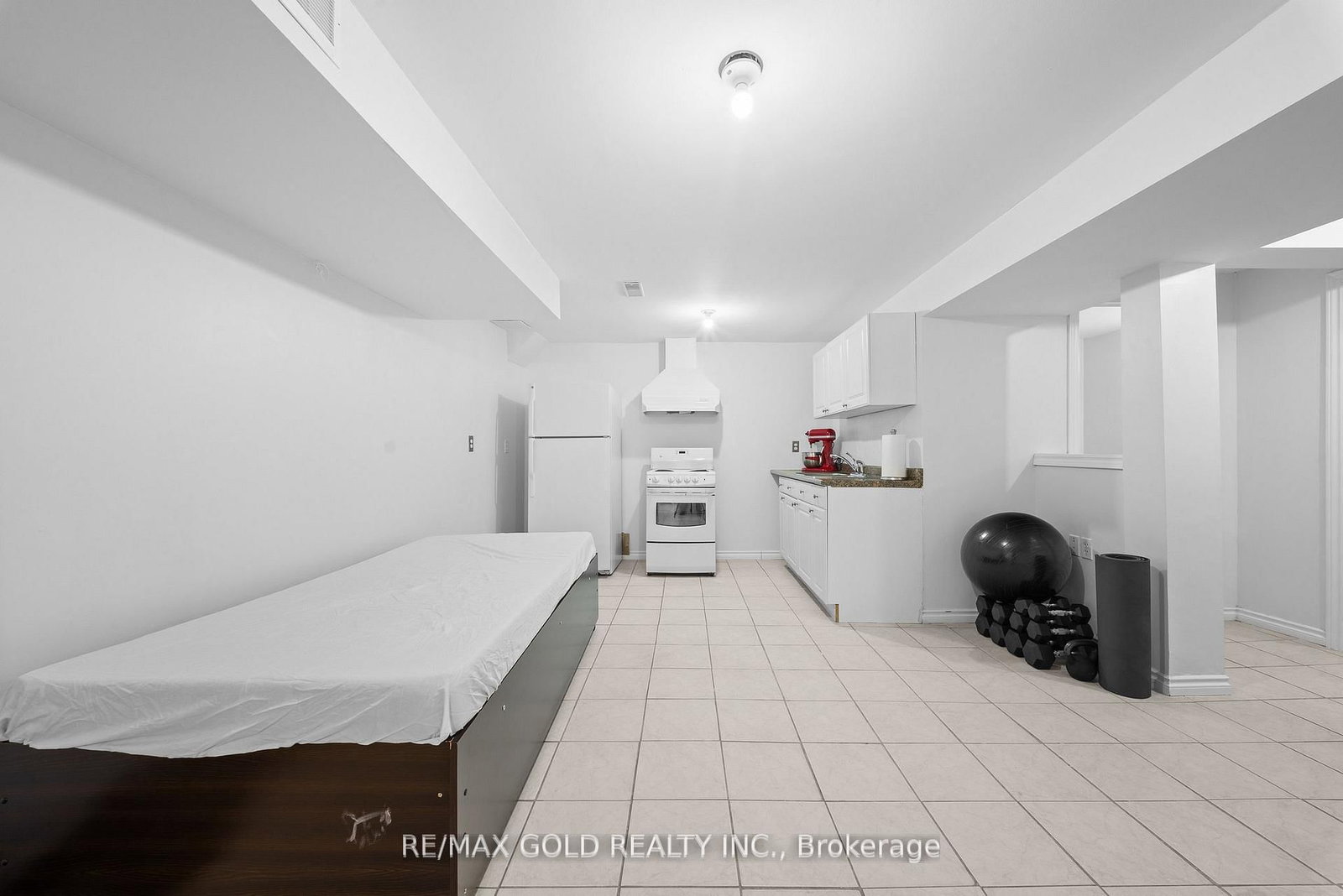 Detached House for sale at 36 Ocean Ridge Drive, Brampton, Ontario, L6R 3K5 - Sandringham-Wellington - MLS: W12958412