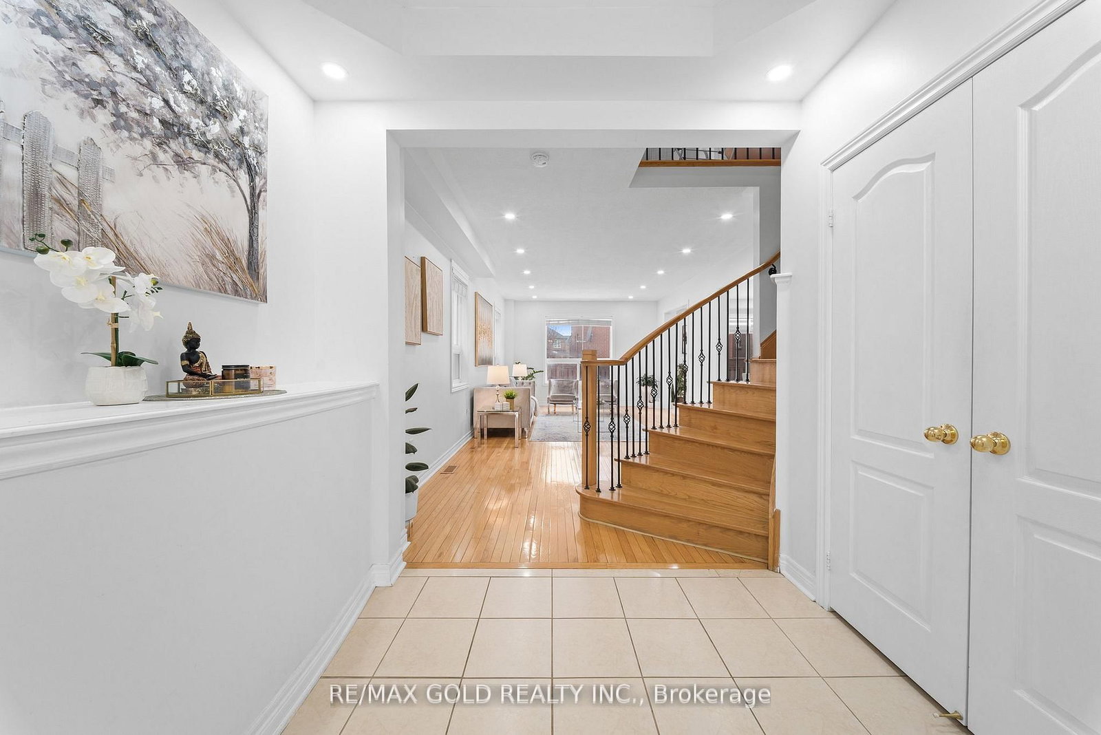 Detached House for sale at 36 Ocean Ridge Drive, Brampton, Ontario, L6R 3K5 - Sandringham-Wellington - MLS: W12958412