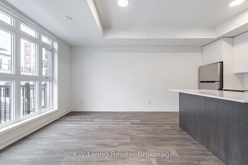 210 - 145 Canon Jackson Dr, Toronto, M6M 0E1 | Image 3