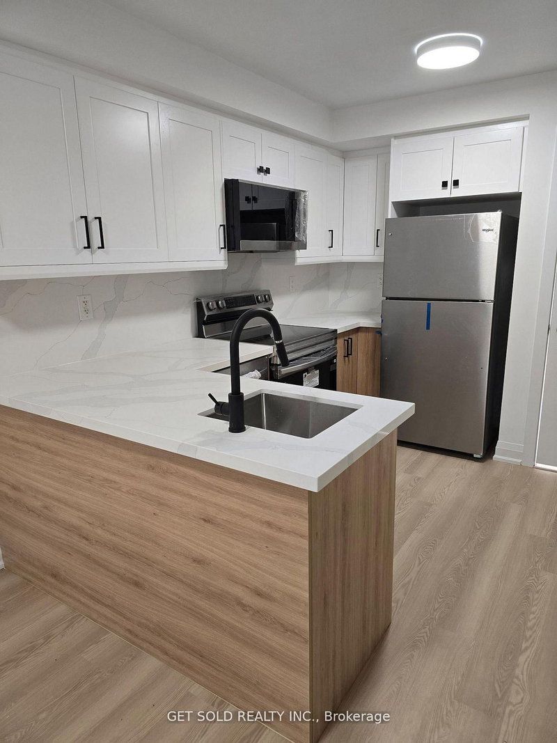 421 - 8 Drummond St, Toronto, M8V 1Y8 | Image 2