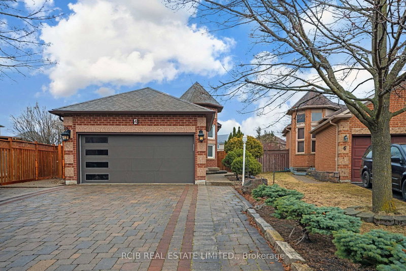 4 Carabram Crt, Brampton, L6X 4M3 | Image 2