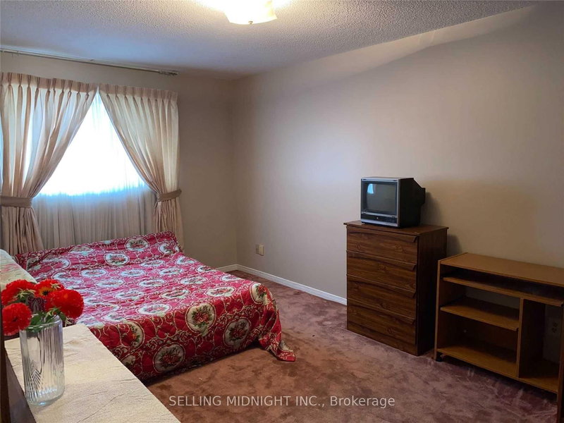Room - 441 Rutherford Rd N, Brampton, L6V 3R7 | Image 2