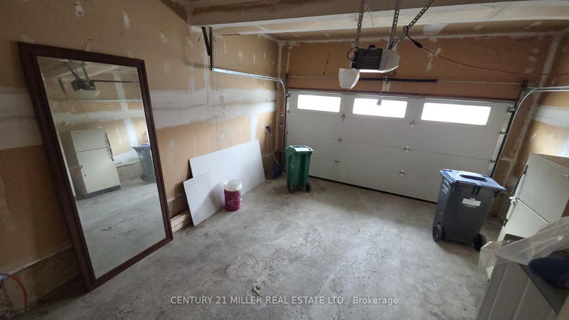 133 Creditstone Rd, Brampton, L6Y 4G3 | Image 3