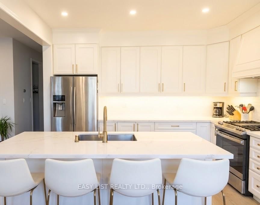 Detached House for sale at 868 Paupst Place, Milton, Ontario, L9T 8S4 - Willmott - MLS: W12958732