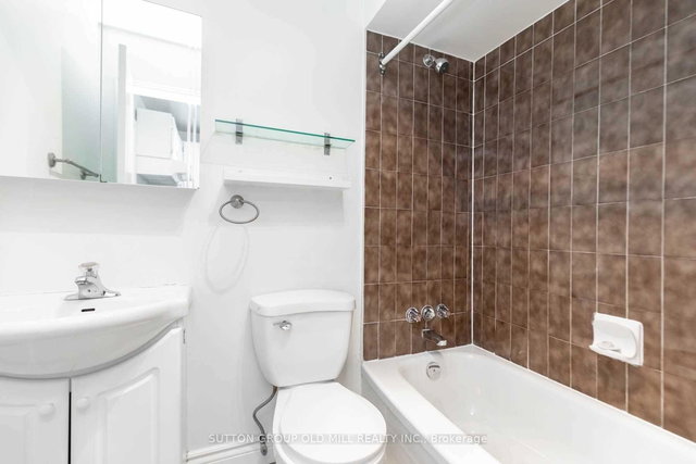 203 - 133 Dunn Avenue