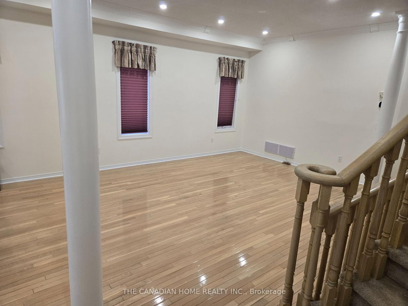 5244 Forestwalk Circ, Mississauga, L4Z 4A3 | Image 3