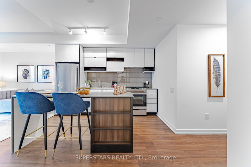 807 - 4065 Confederation Pkwy, Mississauga, L5B 0L4 | Image 2