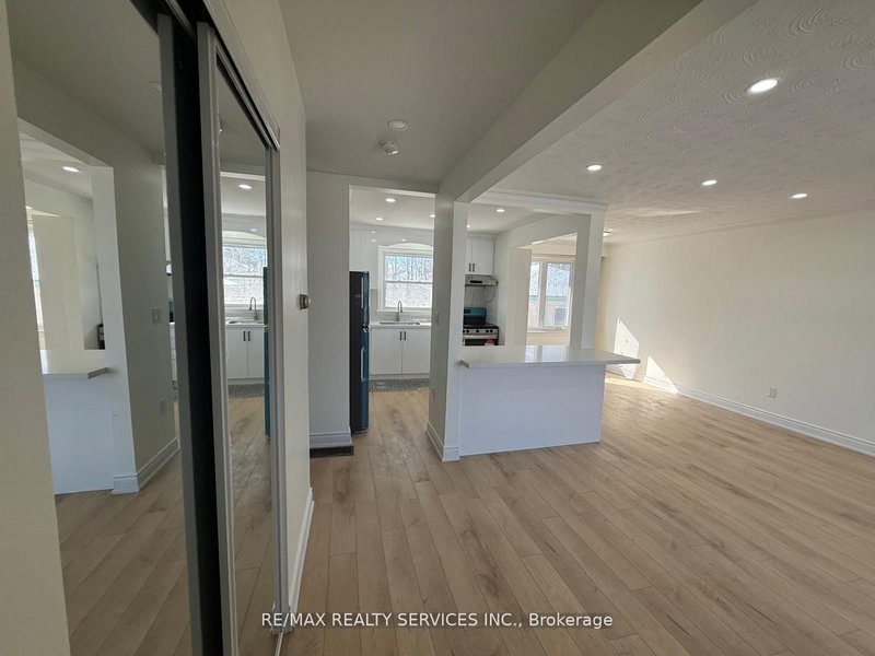 Main - 234 Morden Rd, Oakville, L6K 2S3 | Image 3