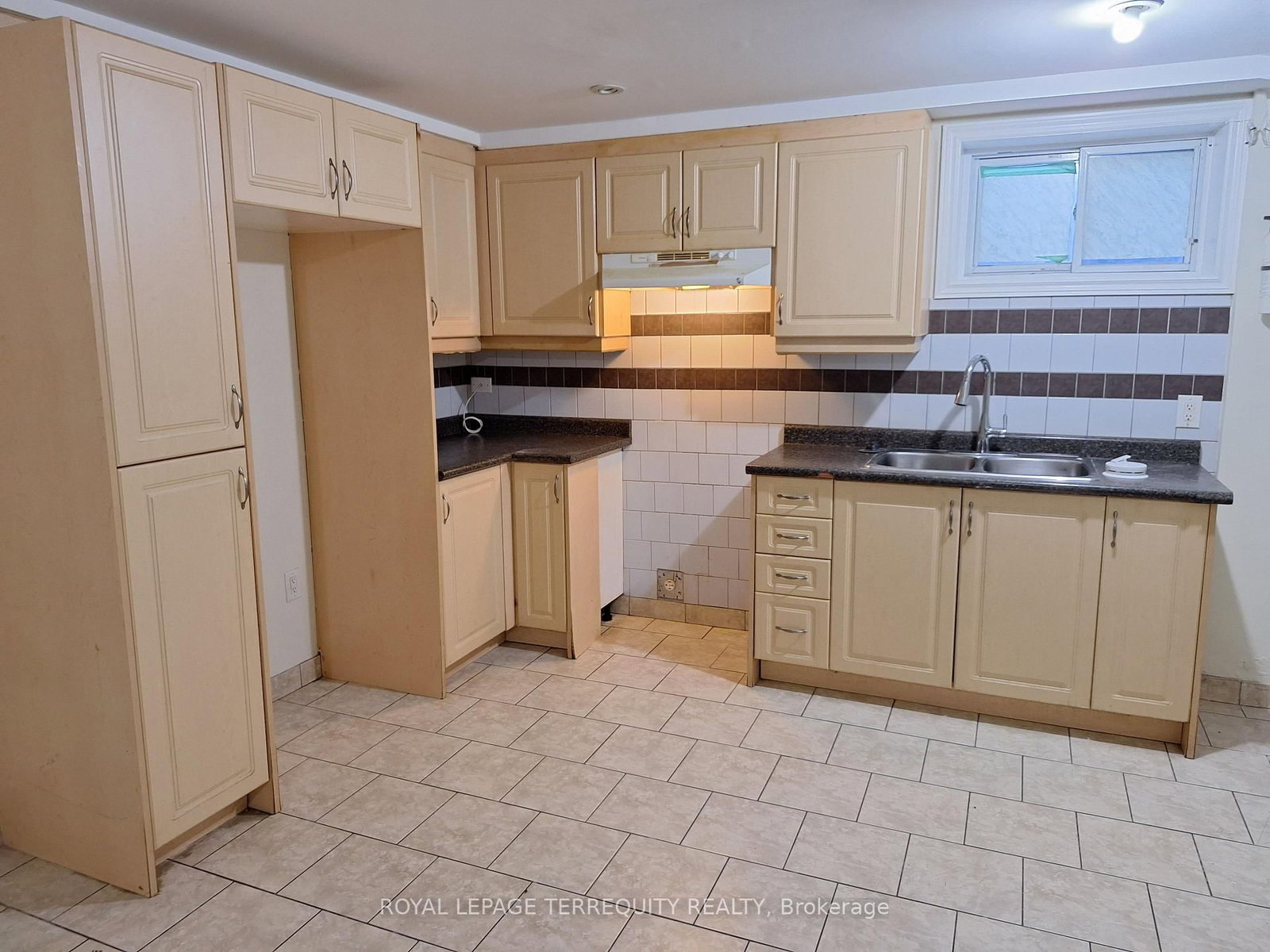 706 Wilson Avenue, Unit LOWER LEVEL - Photo 4