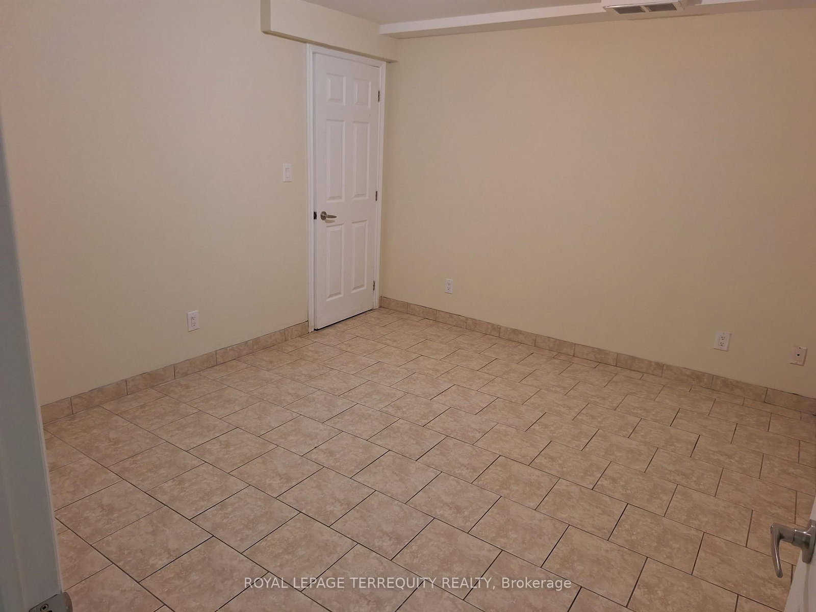706 Wilson Avenue, Unit LOWER LEVEL - Photo 5