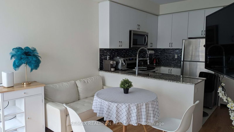 35 - 717 Lawrence Ave W, Toronto, M6A 0C1 | Image 3