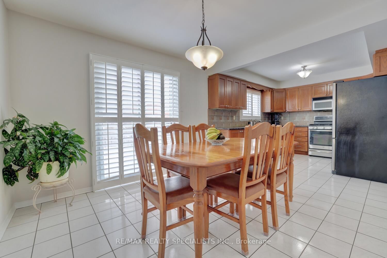 Detached House for sale at 4556 Wainscot Drive, Mississauga, Ontario, L5V 1C7 - East Credit - MLS: W12959444