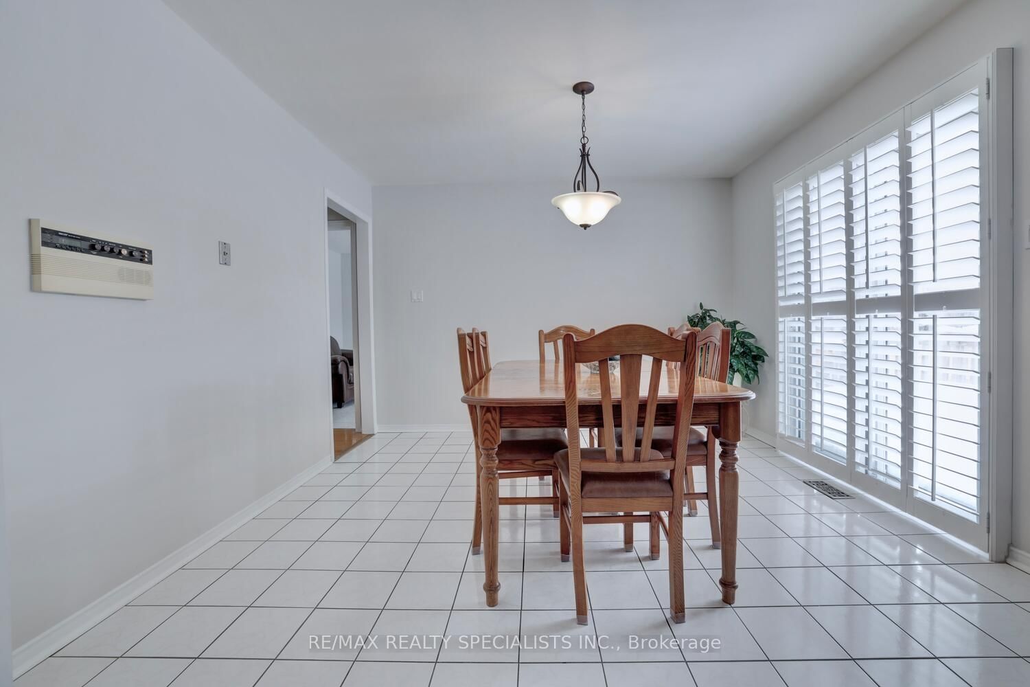 Detached House for sale at 4556 Wainscot Drive, Mississauga, Ontario, L5V 1C7 - East Credit - MLS: W12959444