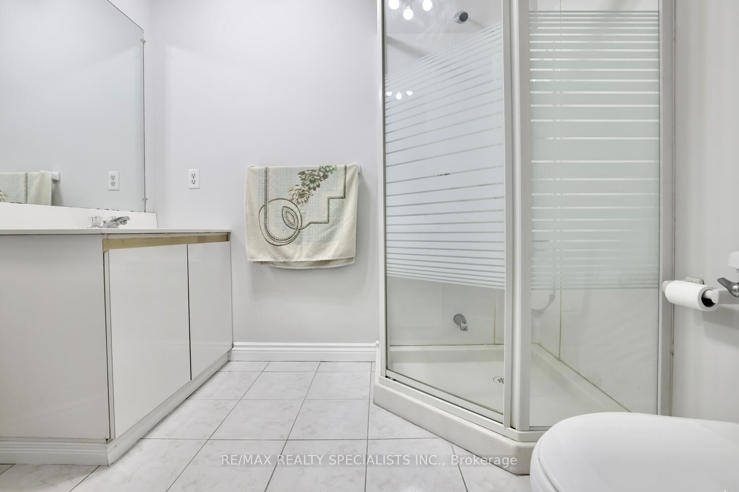 Detached House for sale at 4556 Wainscot Drive, Mississauga, Ontario, L5V 1C7 - East Credit - MLS: W12959444