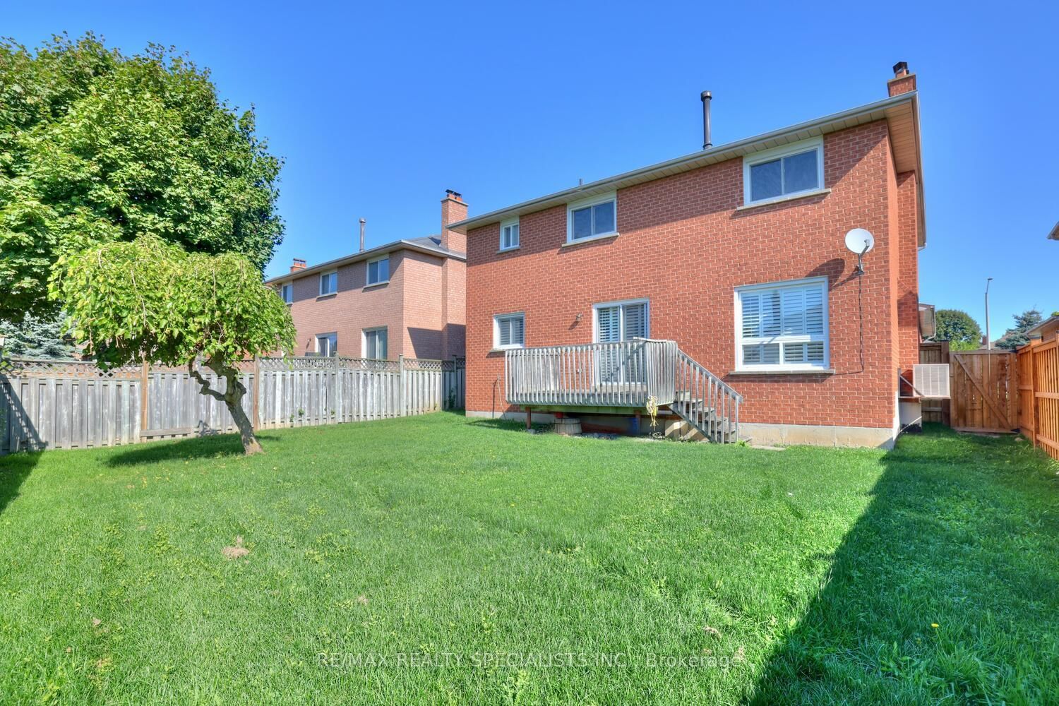 Detached House for sale at 4556 Wainscot Drive, Mississauga, Ontario, L5V 1C7 - East Credit - MLS: W12959444