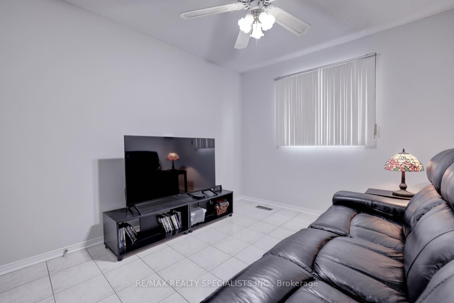 Detached House for sale at 4556 Wainscot Drive, Mississauga, Ontario, L5V 1C7 - East Credit - MLS: W12959444