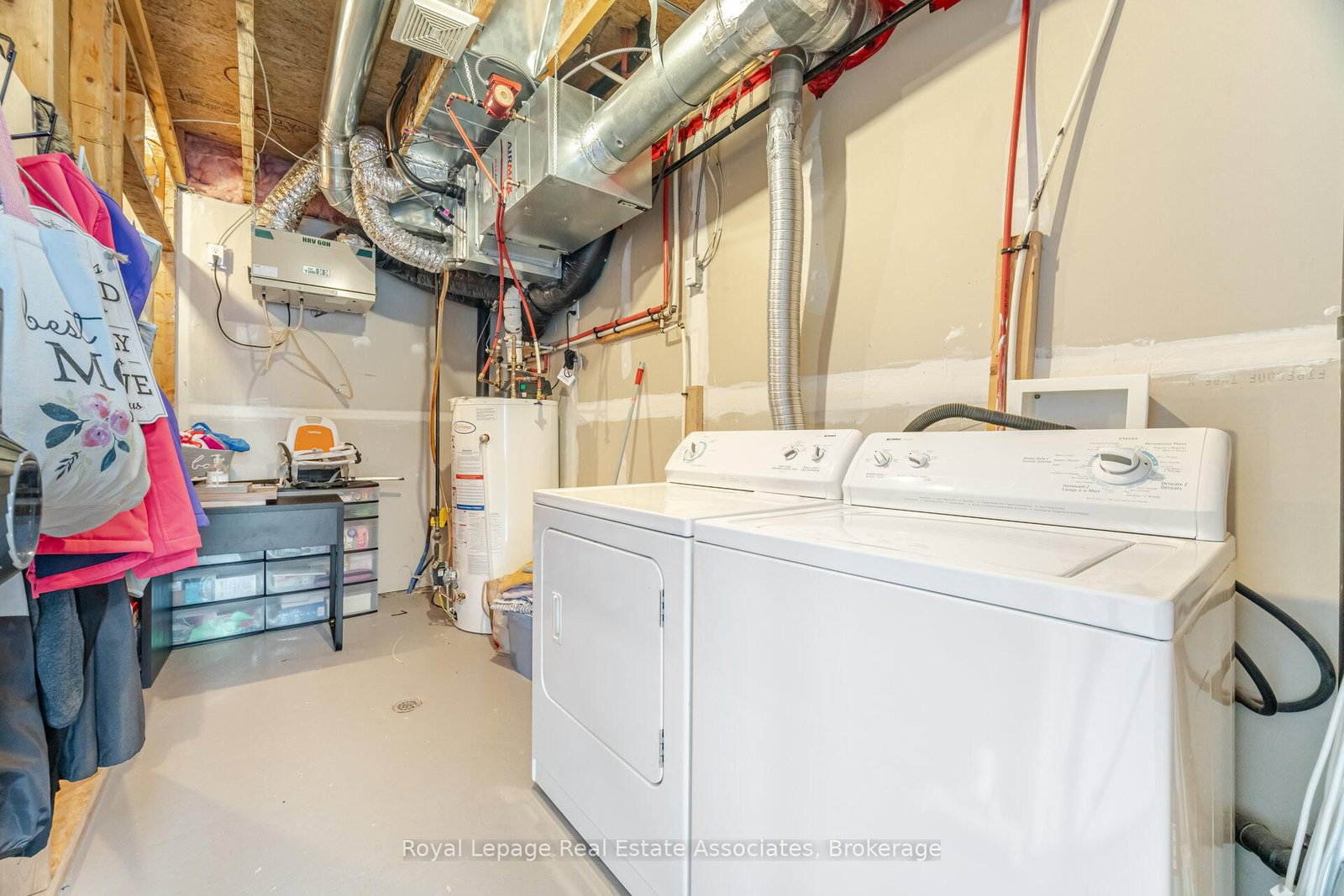 Townhouse for sale at 932 Burgess Gdns, Milton, Ontario, L9T 0K8 - Coates - MLS: W12959580