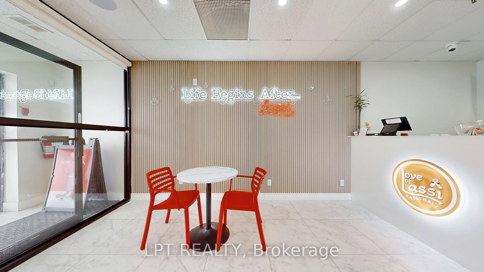 83 Kennedy Road S, Unit 22 - Photo 10