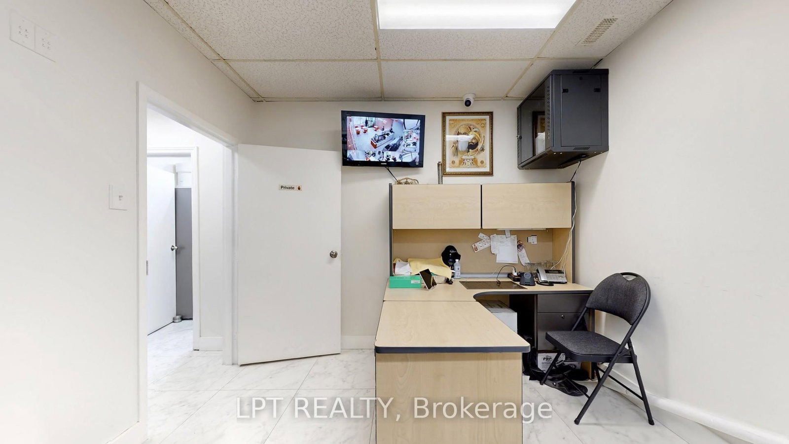 83 Kennedy Road S, Unit 22 - Photo 17