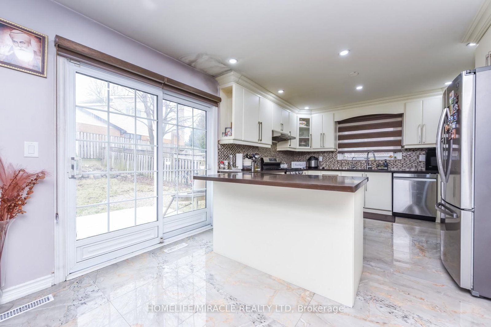 Detached House for sale at 67 Massey Street, Brampton, Ontario, L6S 3A3 - Central Park - MLS: W12959816