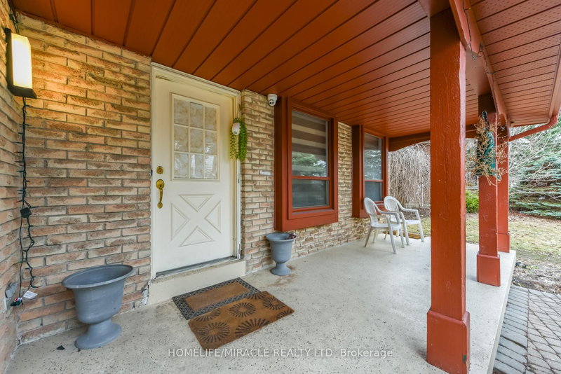 67 Massey St, Brampton, L6S 3A3 | Image 3