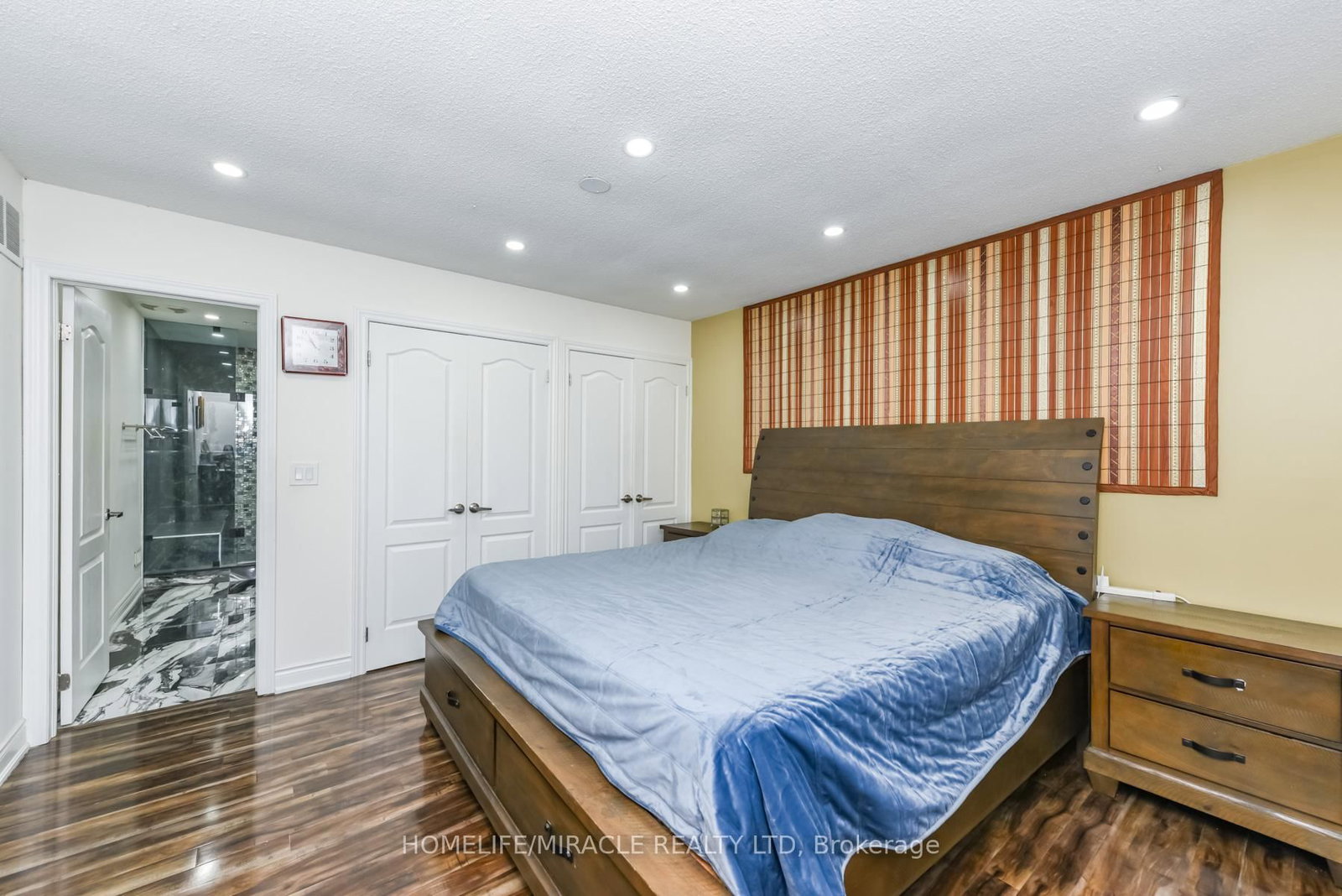 Detached House for sale at 67 Massey Street, Brampton, Ontario, L6S 3A3 - Central Park - MLS: W12959816