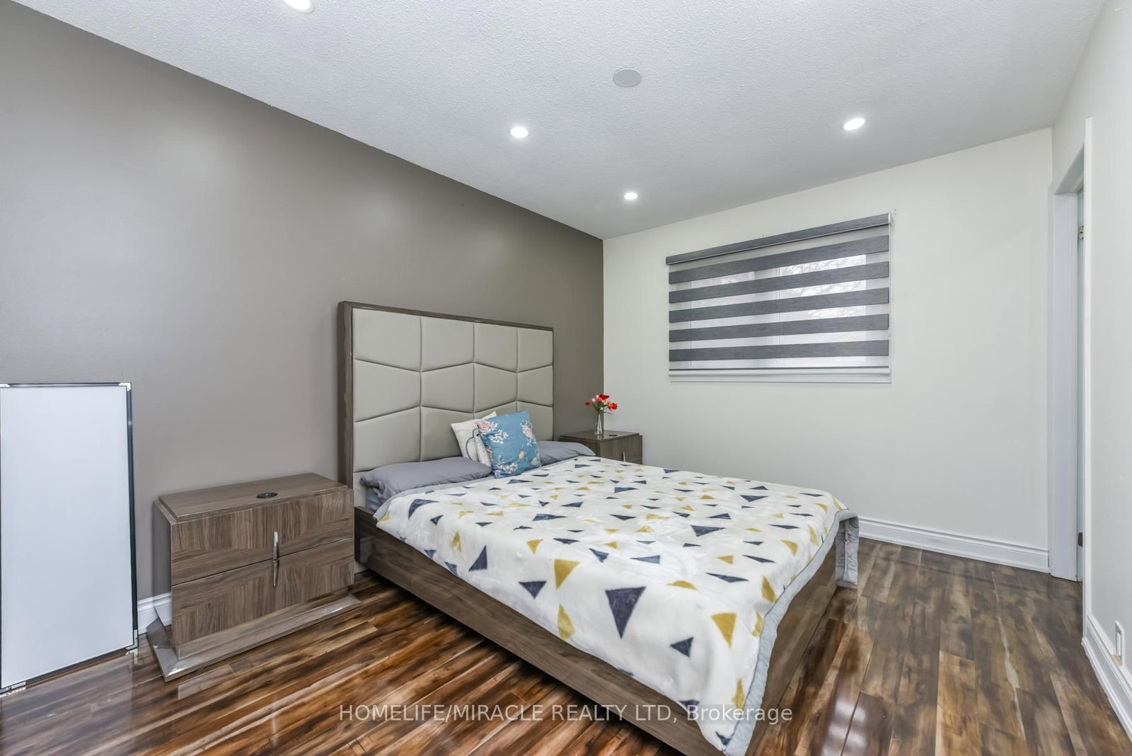 Detached House for sale at 67 Massey Street, Brampton, Ontario, L6S 3A3 - Central Park - MLS: W12959816