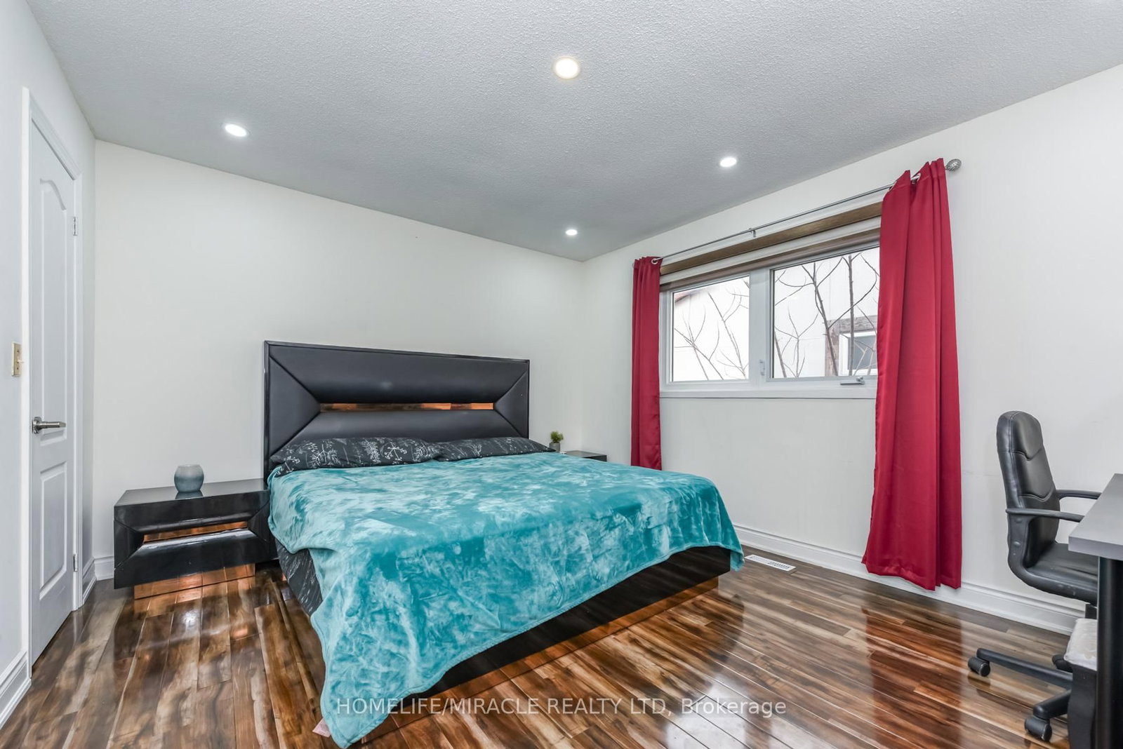 Detached House for sale at 67 Massey Street, Brampton, Ontario, L6S 3A3 - Central Park - MLS: W12959816