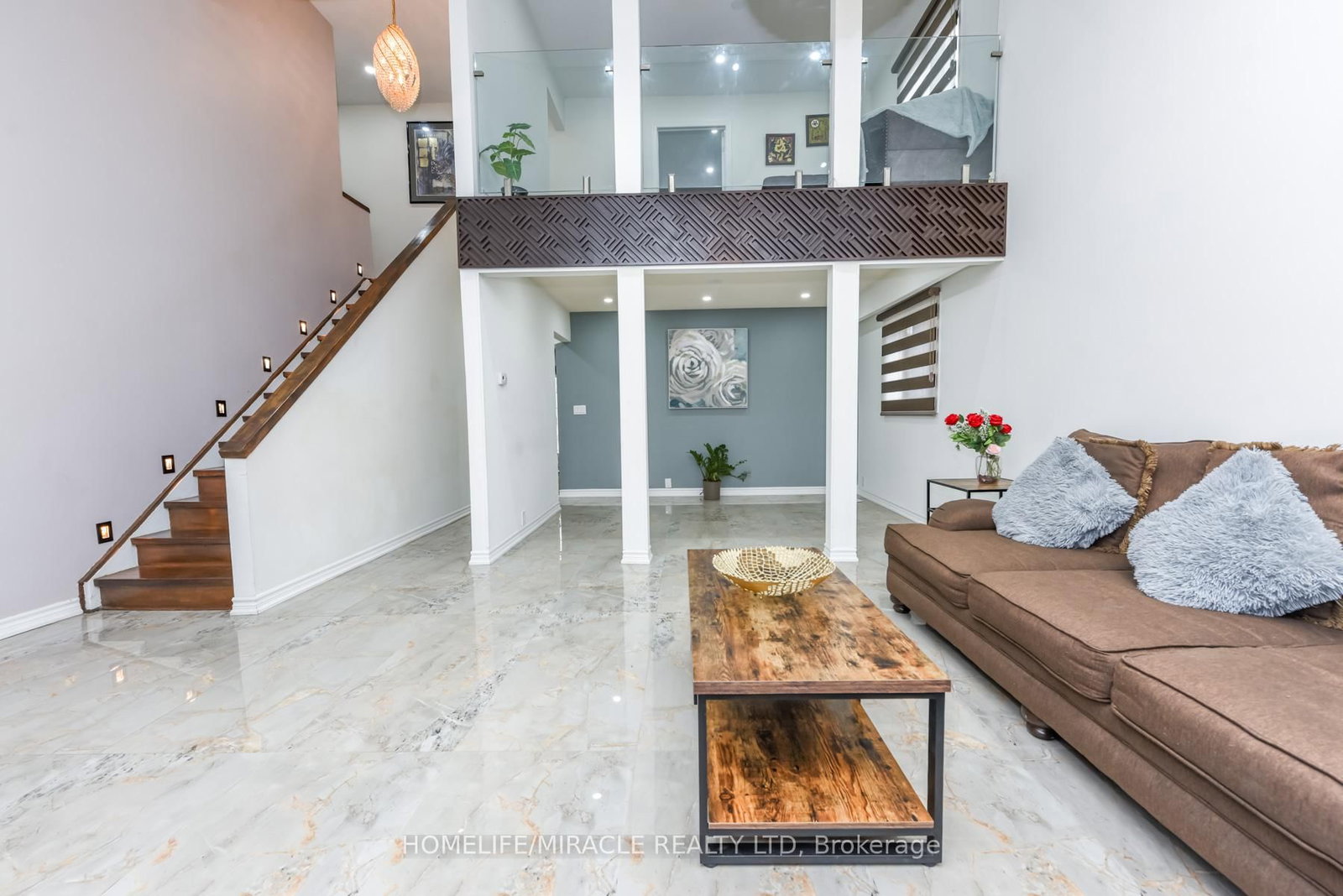 Detached House for sale at 67 Massey Street, Brampton, Ontario, L6S 3A3 - Central Park - MLS: W12959816