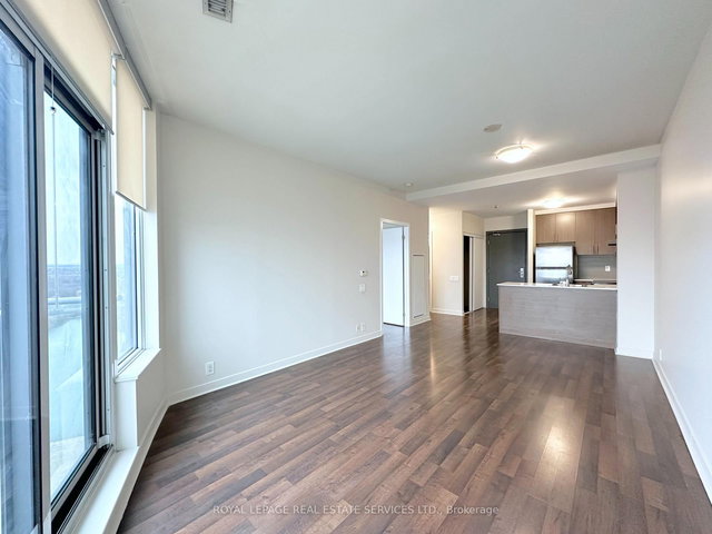 2407 - 188 Clark Boulevard