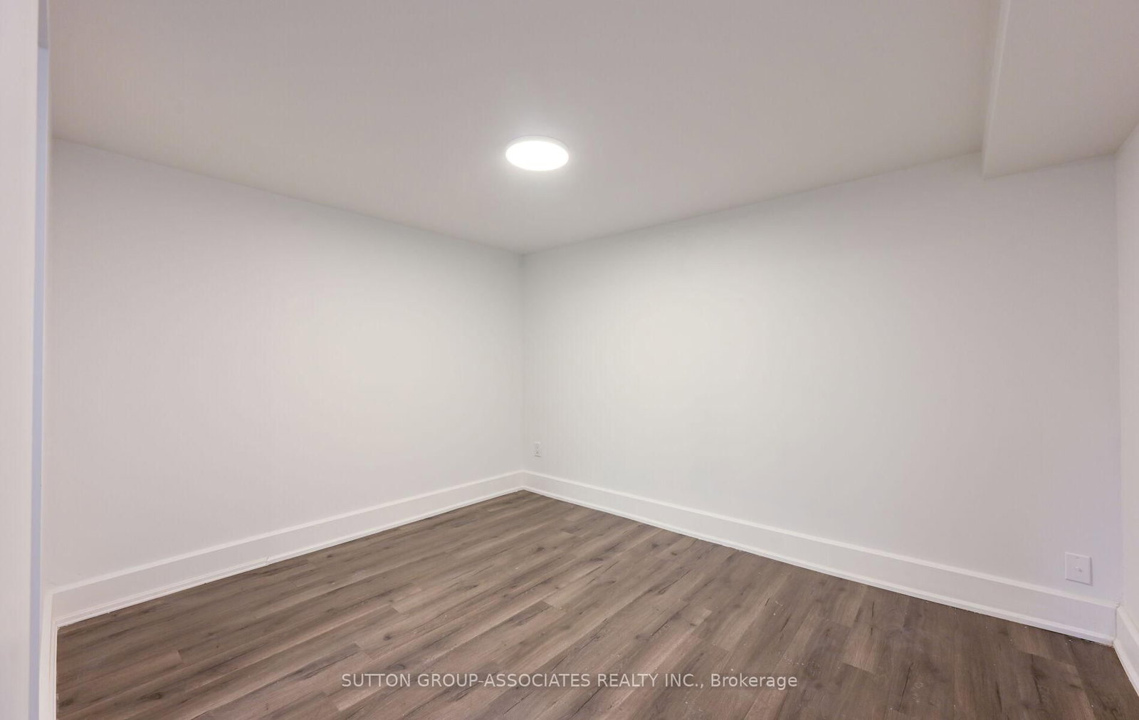 Detached House for lease at Lower-24 Alyward Street, Toronto, Ontario, M6M 3L3 - Beechborough-Greenbrook - MLS: W12959854