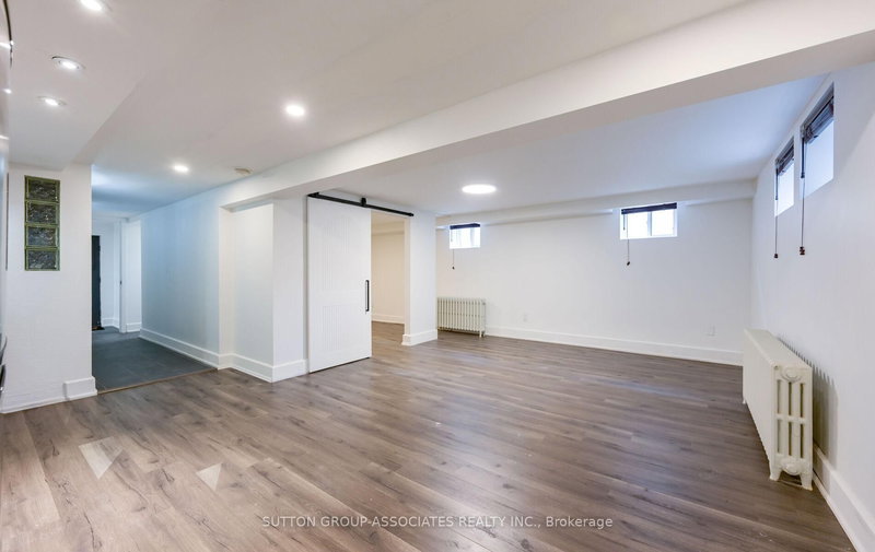 Lower - 24 Alyward St, Toronto, M6M 3L3 | Image 3