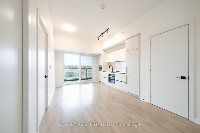 606 - 1285 Dupont Street