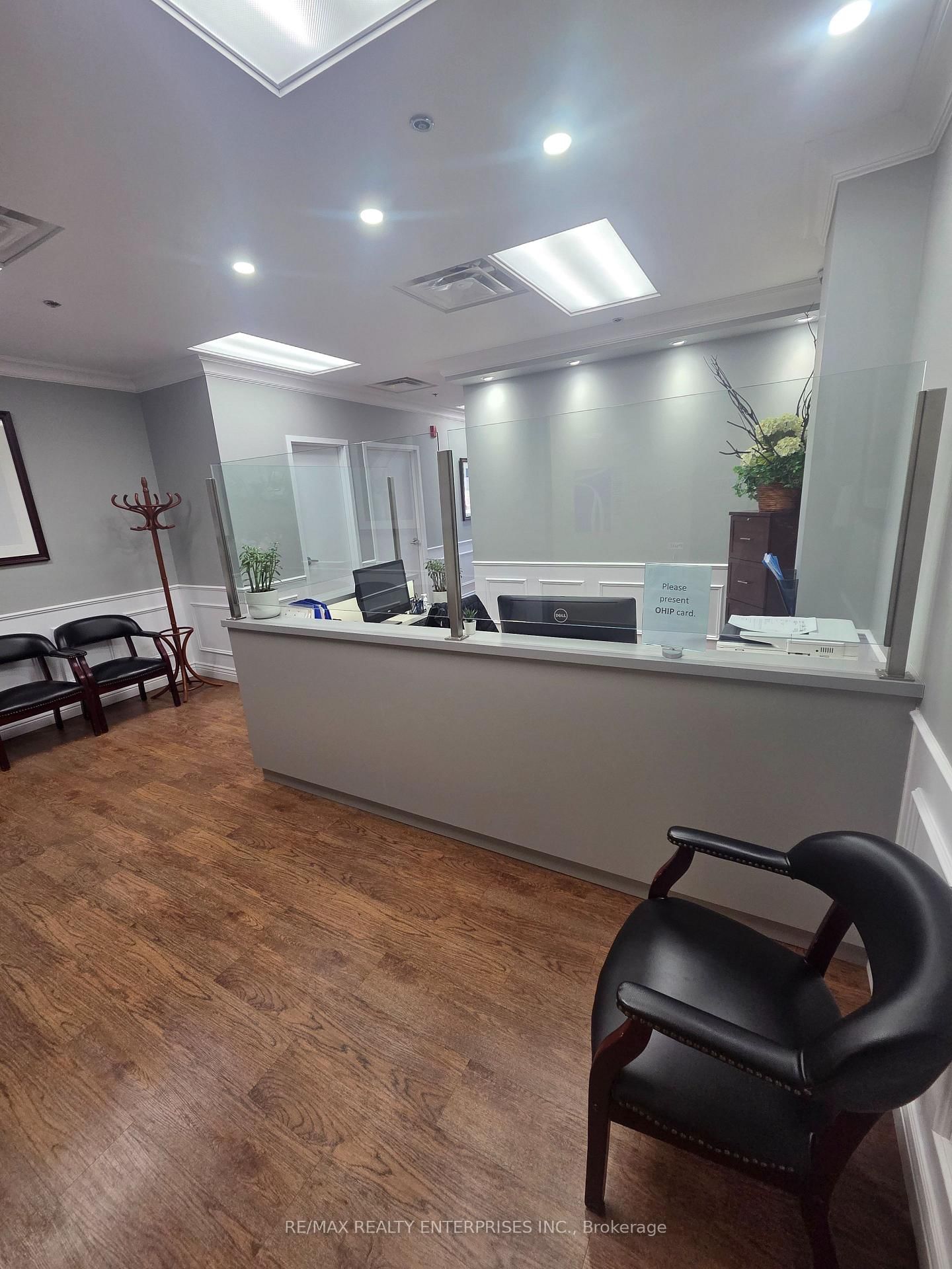 3075 hospital Gate - Photo 2